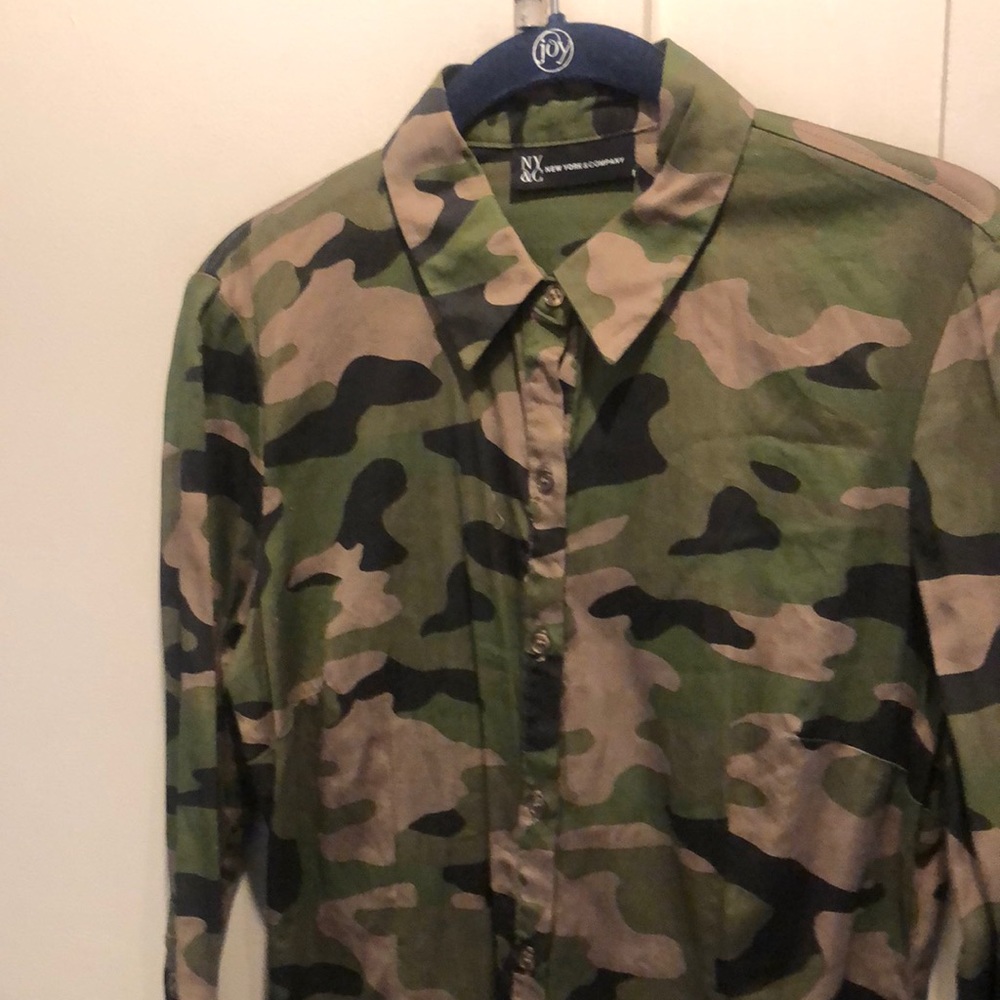 Fitted Camo Top